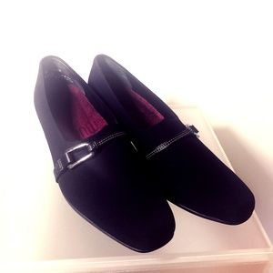 Munro Cindi Black Stretch Shoe Wide Width